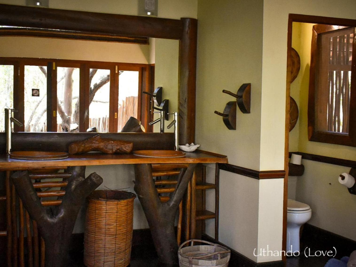 Ihlozi Bush Lodge Hluhluwe Bagian luar foto