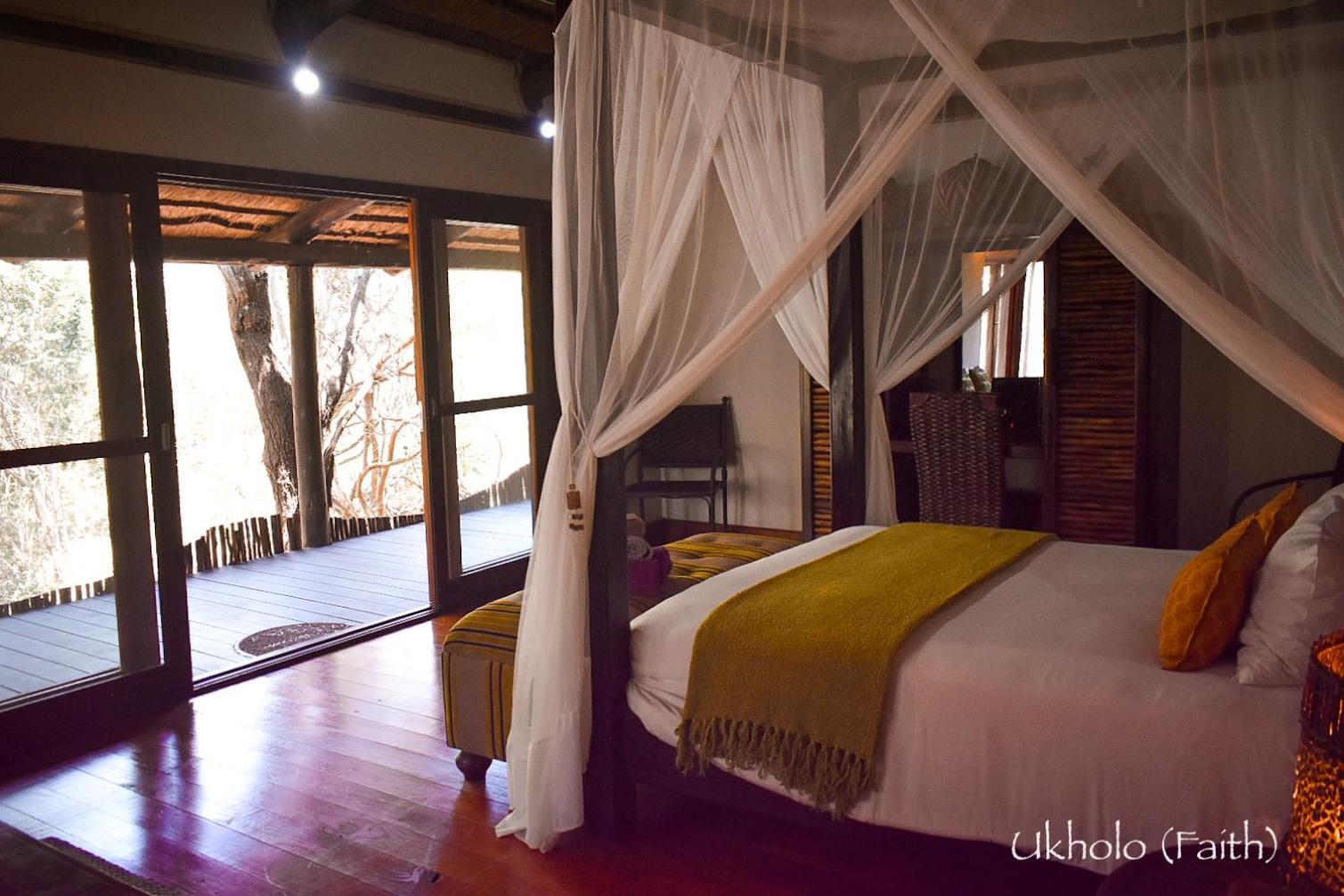 Ihlozi Bush Lodge Hluhluwe Bagian luar foto